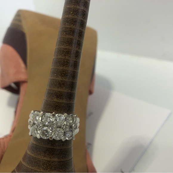 Diamond Ring - Picture 7 of 8